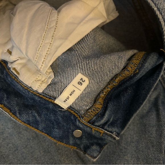 PACSUN Mom Jeans - size 26 - Picture 3 of 8